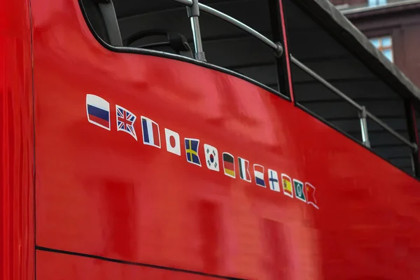 gezi kırmızı tur otobüs seyahat turist hop on