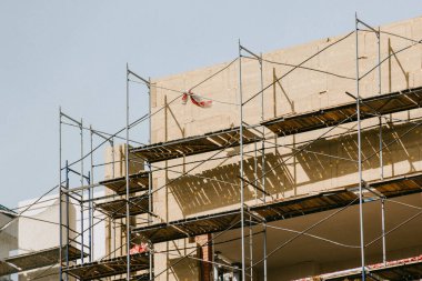 İnşaat iskelesi yenileme yenileme alanı eski mühendislik restorasyonu