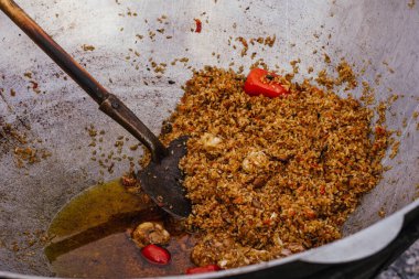 Açık ateşte pilav soğanı. Ulusal gıda gastronomisi festivali.