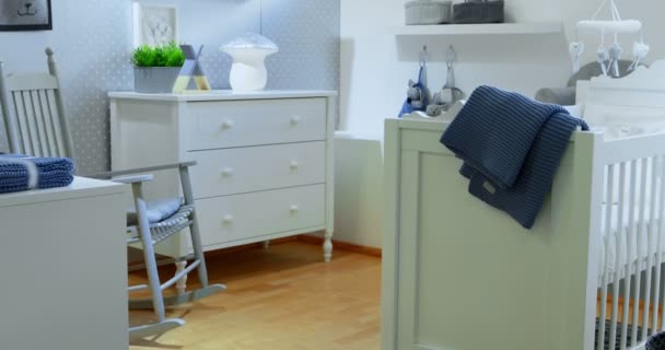 Interieur Van Diverse Baby Uitrustingen Bij Huis — Stockvideo