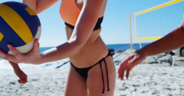 Jogadoras Voleibol Sexo Feminino Formando Pilha Mão Praia — Vídeo de Stock