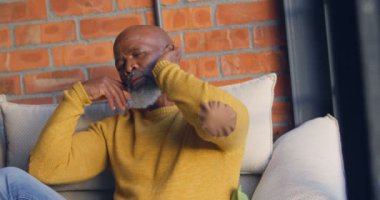 Komuta sizde 4 k evde oturma odasında rahatlatıcı