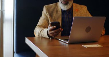 Komuta sizde cep telefonu kullanma office 4 k