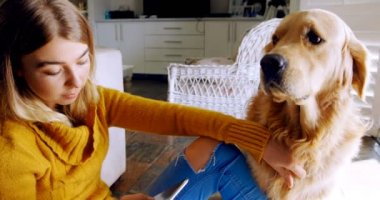 Cep telefonunuzun onunla kadınlar evde 4 k köpek