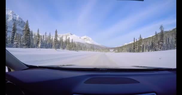 Auto Rijden Besneeuwde Weg Winter — Stockvideo