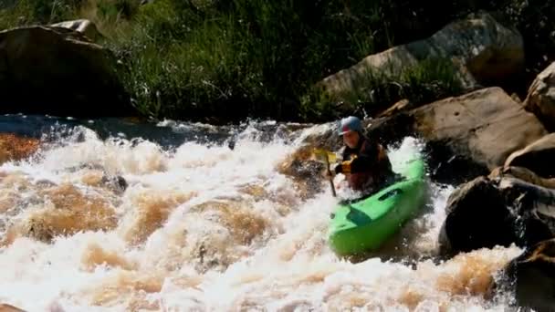 Female Kayaker Rafting River — Stock Video