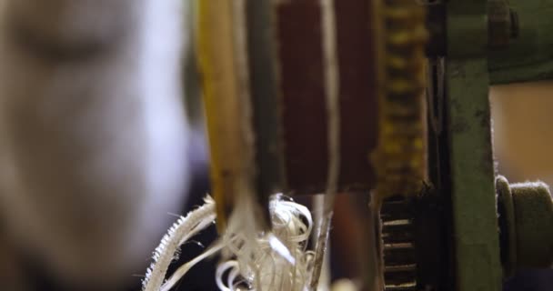 Primer Plano Máquina Rosca Industria Fabricación Cuerdas — Vídeo de stock