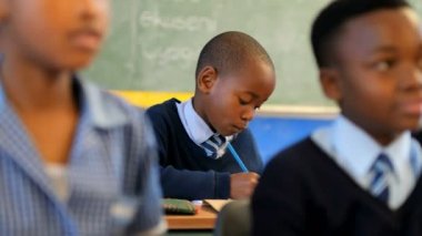 Okulda sınıfta okuyan Schoolkids 