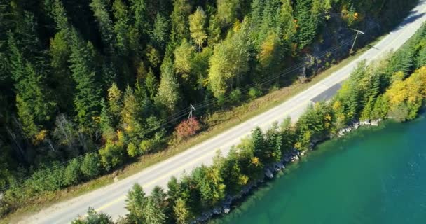 Vue Aérienne Véhicule Déplaçant Sur Route Campagne — Video