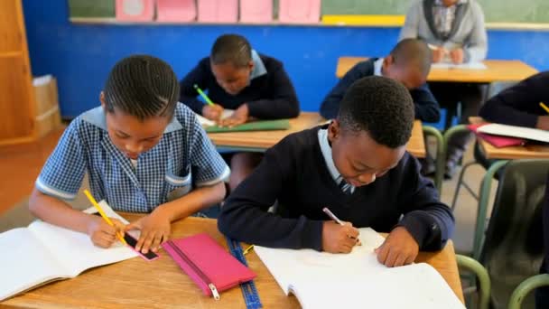 Schoolkids Studying Classroom School — Stock Video