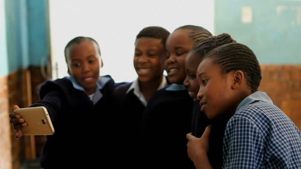 Des Écoliers Prennent Selfie Classe École — Video