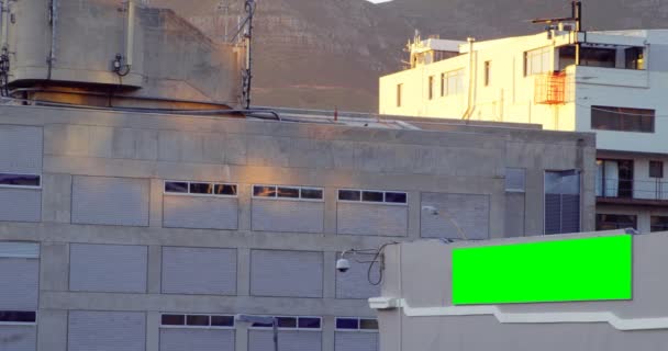 Світлодіодне Кріплення Зовнішній Стороні Будівлі Вулиці Міста Екран Зеленого Кольору — стокове відео