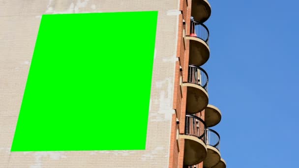 Світлодіодне Кріплення Зовнішній Стороні Будівлі Екран Зеленого Кольору Зображенні — стокове відео