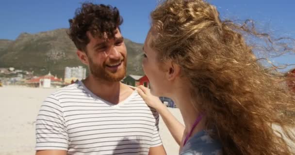 Pareja Romántica Bailando Juntos Playa Pareja Divirtiéndose — Vídeo de stock