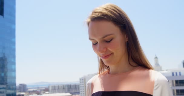 Side View Young Caucasian Businesswoman Looking Standing Office Balcony Smiling — Stock Video