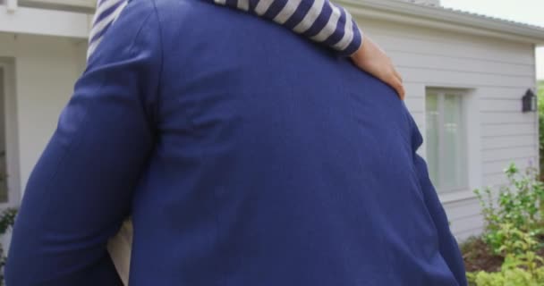 Close Caucasian Father Carrying His Son Home Garden Mother Looking — Stock Video