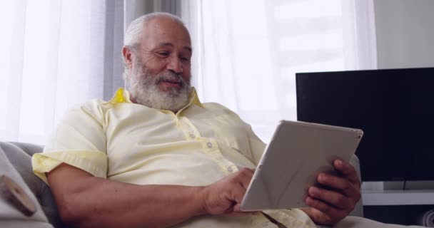 Front View Close Smiling Mature Mixed Race Man Sitting Using — Stock Video