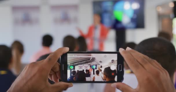 Close Smartphone Being Held Member Audience Filming Presentation Business Conference — Stock Video