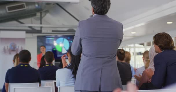 Rear View Audience Standing Seats Clapping End Presentation Business Conference — Αρχείο Βίντεο