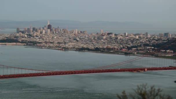 Widok Most Golden Gate Odległe Budynki San Francisco Bay Area — Wideo stockowe