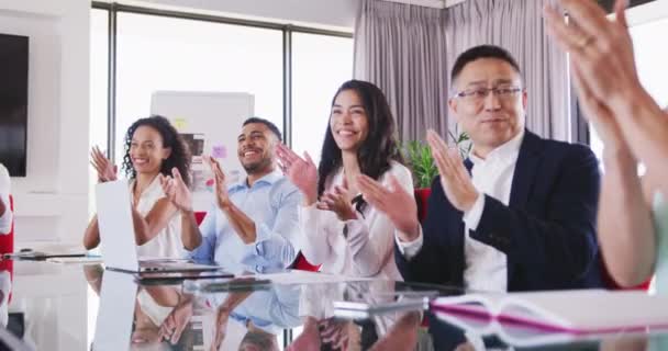 Multi Ethnic Group Business Colleagues Office Creative Business Sitting Meeting — Stock Video