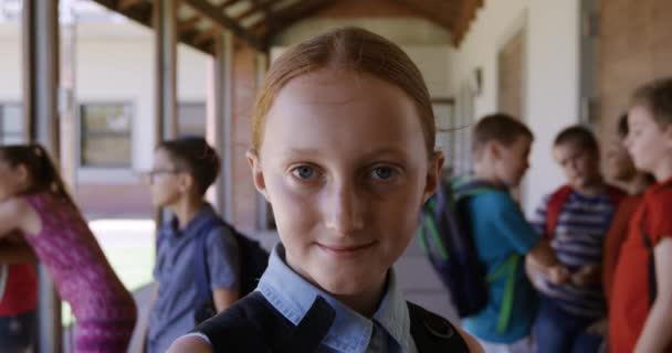 Portrait Caucasian Girl Standing Outdoor Corridor Break Looking Camera Smiling — Stock Video