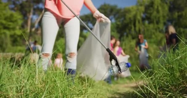 Caucasian Woman Group Conservation Volunteers Cleaning River Sunny Day Countryside — Stock Video