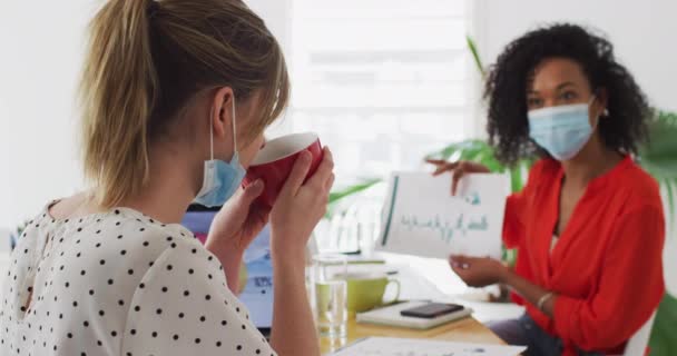 Mixed Race Caucasian Female Creative Business Colleague Talking Office Wearing — Stock Video