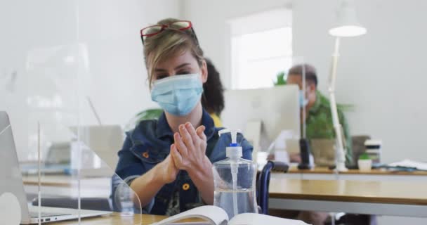 Caucasian Woman Sitting Desk Office Protective Screen Face Mask Disinfecting — Stock Video