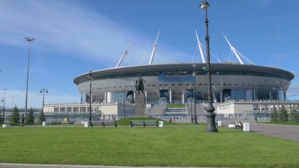 Petersburg Rusland September 2020 Gazprom Arena Gebouw Voetbalstadion Tegen Een — Stockvideo