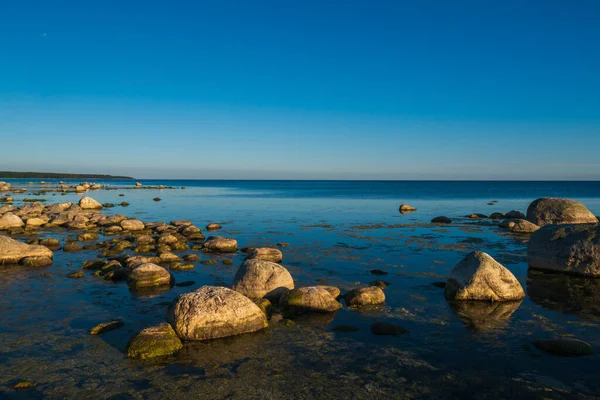 Banc Pierre Tout Parsemé Nombreuses Petites Grandes Pierres Belle Côte — Photo