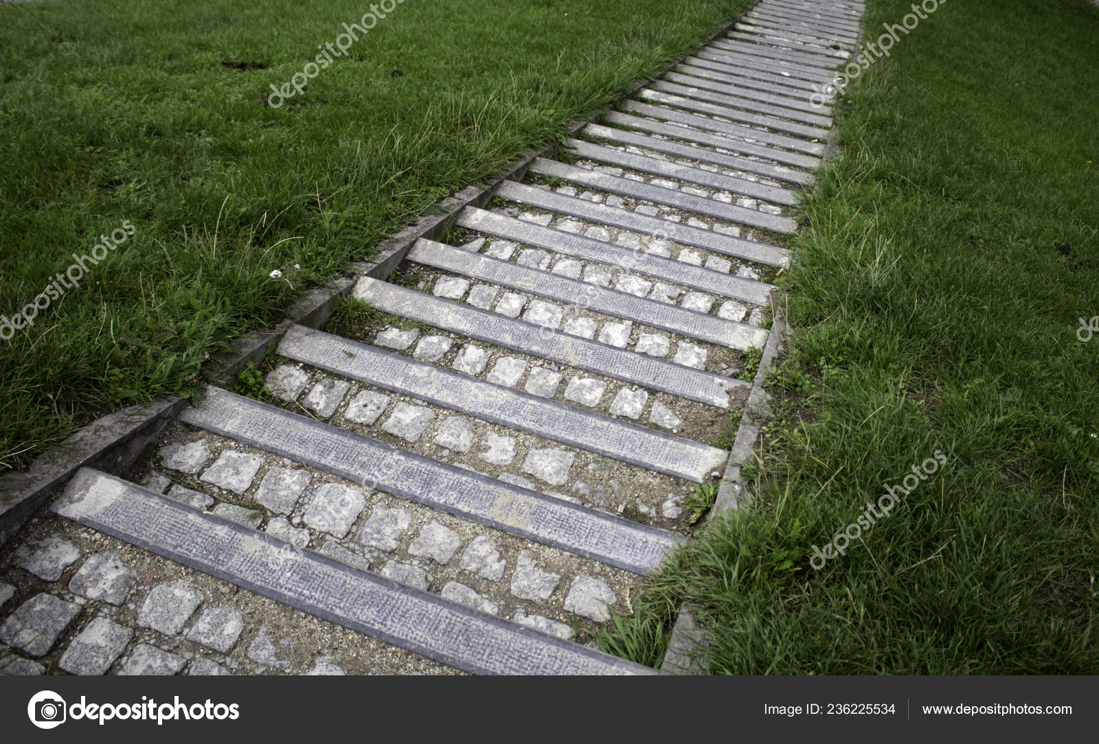 Kuvahaun tulos haulle medieval stone stairs