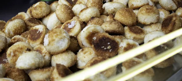 Milch Und Kokosbrötchen Süßes Dessert Gebäck — Stockfoto