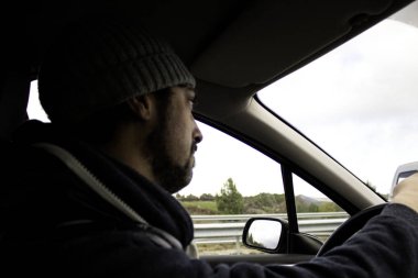 Adam araba sürüş yol, araç ve taşıma