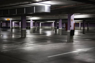 Araba iç ticaret, araç ve ulaşım otopark