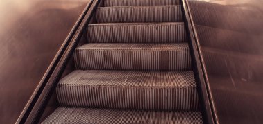 Yürüyen Merdiven yapı, doku ve mimari iç