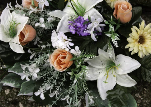 Centrum För Handgjorda Blommor Pràstkragar Natur Och Romantisk Dekoration — Stockfoto