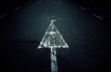 Kentsel road, taşıma ve tabela okları