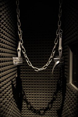 Zincirler ve eşleri sado-mazo