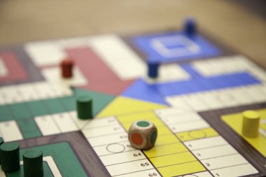 Ahşap Ludo tahta