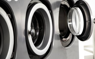 Endüstriyel çamaşır makinesi