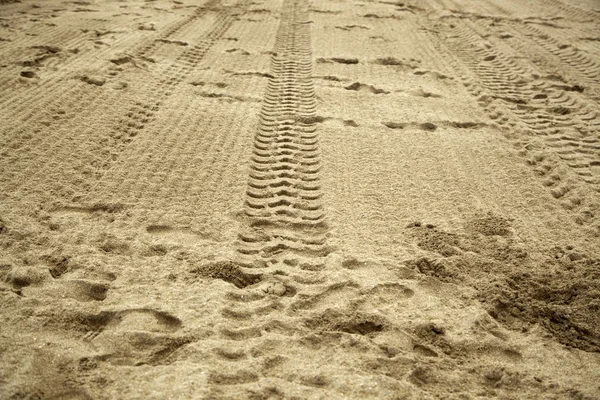 Pegadas na praia — Fotografia de Stock