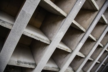 Mezarlıktaki boşluklar, kutsal ve dini yerler, Hıristiyanlık.