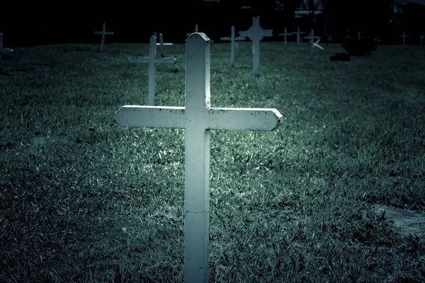 종교적 상징물인 가죽으로 무덤들이 — 스톡 사진