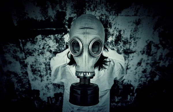 Woman Hooded Gas Mask Fear Halloween — Stock Photo, Image