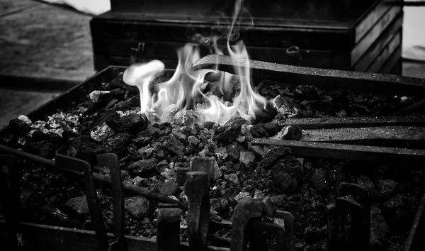 Fuego Forja Detalle Trabajo Con Hierro Industria — Foto de Stock