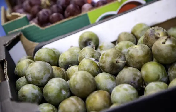 Détail Des Fruits Frais Sucrés Dans Magasin Typique Nourriture Saine — Photo