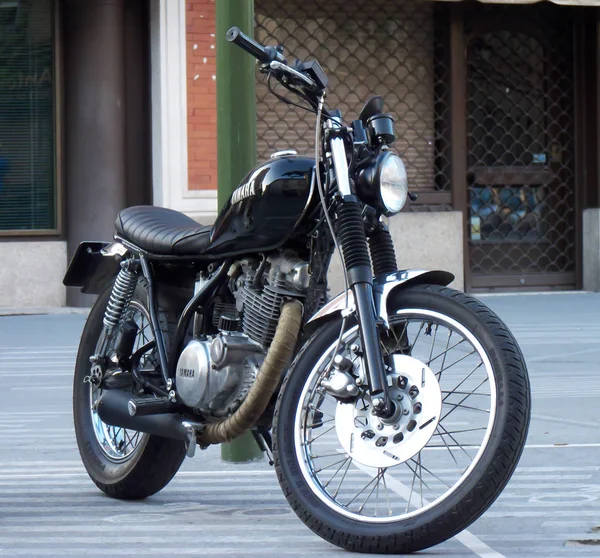 Vintage tarzı Yamaha motosiklet, Talavera de la Reina, İspanya-Vintage tarzı yamaha motosiklet, Talavera de la Reina, İspanya-21 Nisan, 2018