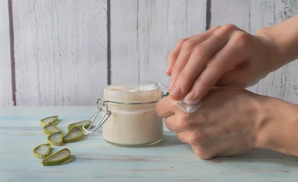 Homemade hand cream from Aloe Vera