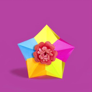 Origami çok renkli yıldız 